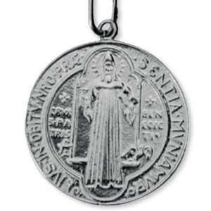 Medalik srebrny Świętego Benedykta - 230d