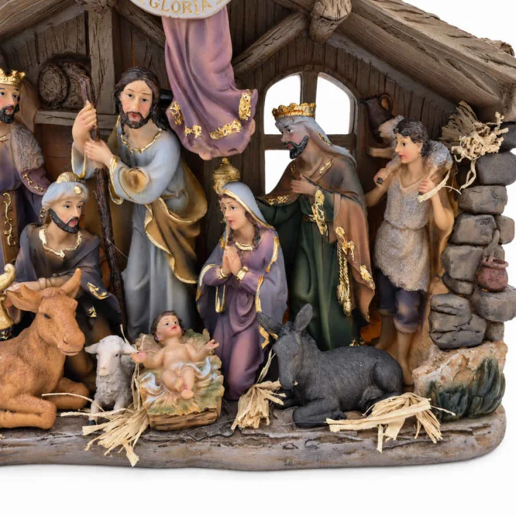 Szopka Bożonarodzeniowa z figurkami - 38 cm