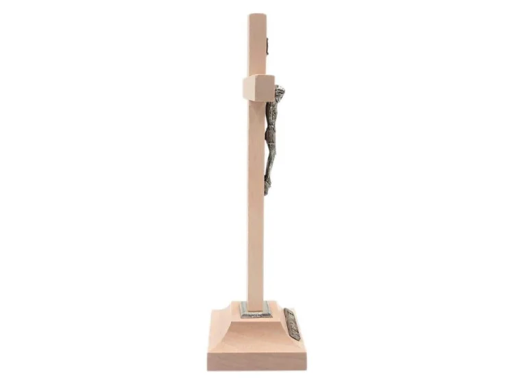 Krzyż stojący drewniany JUT 23 cm j