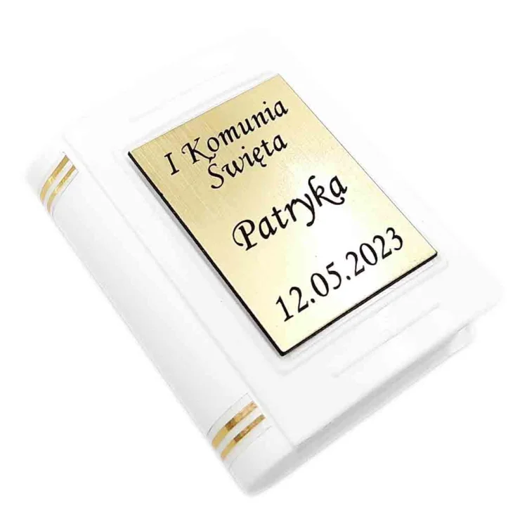 Biały różaniec komunijny z pudełkiem -grawer