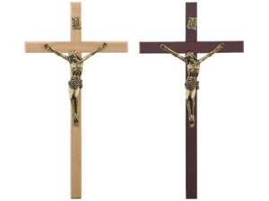 Krzyż wiszący drewniany  21 cm 